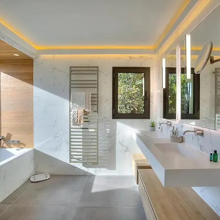 Luxe & Piscine * Nice