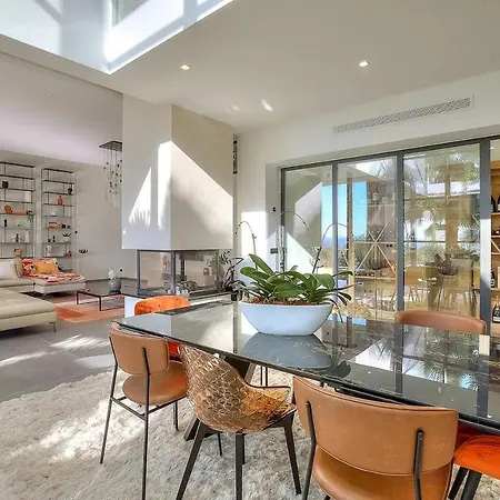Luxe & Piscine Vila